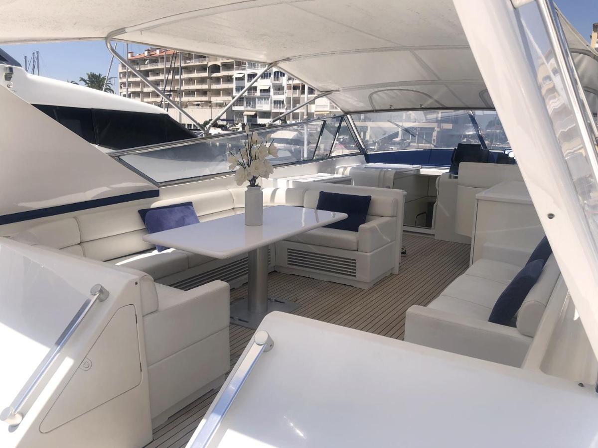Home Sweet Boat - Chambres D'Hotes エンプリアブラバ エクステリア 写真